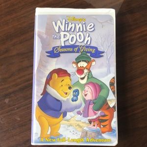 Disney's Winnie the Pooh Season of Giving VHS Tape #17459